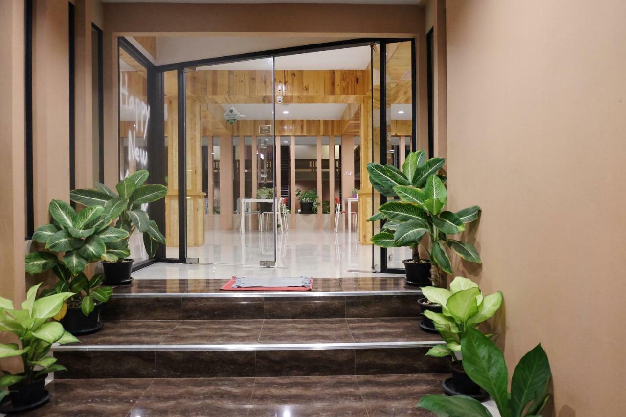 Juntima Place At Amphawa Dış mekan fotoğraf
