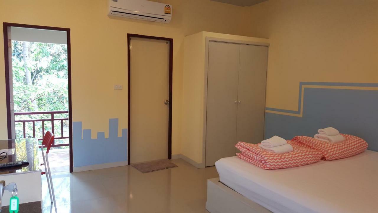 Juntima Place At Amphawa Dış mekan fotoğraf